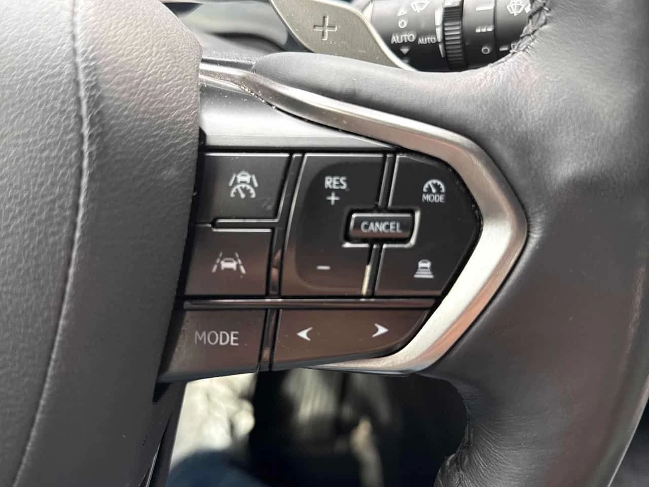 Lexus RX 350 * ГЛАВНО ПРЕДСТАВИТЕЛСТВО НА LEXUS* , снимка 11 - Автомобили и джипове - 54215934