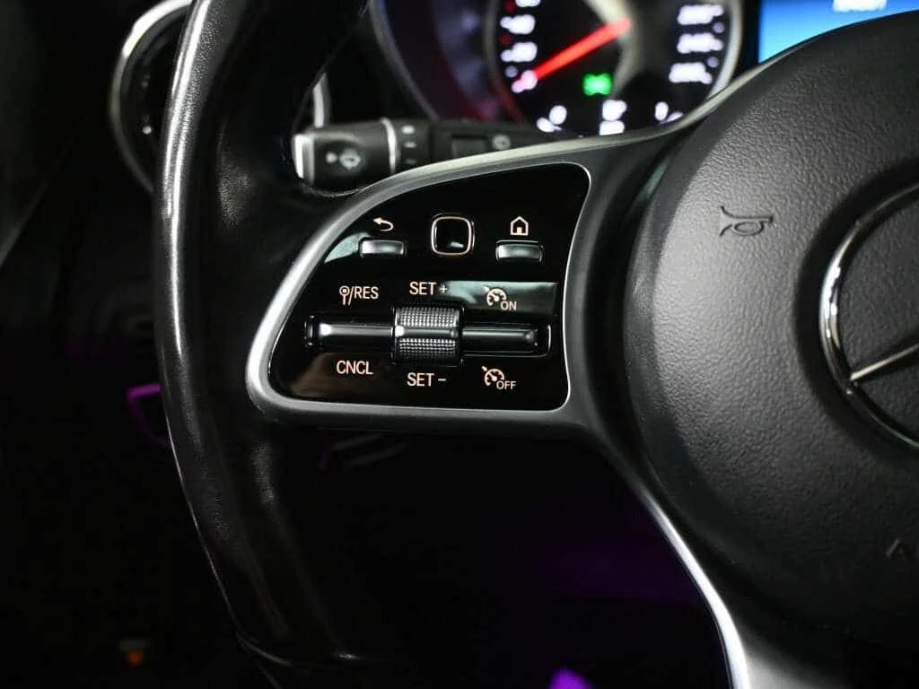 Mercedes-Benz GLC * GLC300 4MATIC * CARFAX * ЦЕНА ДО БГ, снимка 11 - Автомобили и джипове - 54367916