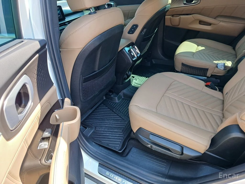 Kia Sorento 1.6* HYBRID* SIGNATURE* ОБДУХВАНЕ* ХЕДЪП* ПАНОРАМА, снимка 14 - Автомобили и джипове - 54736099