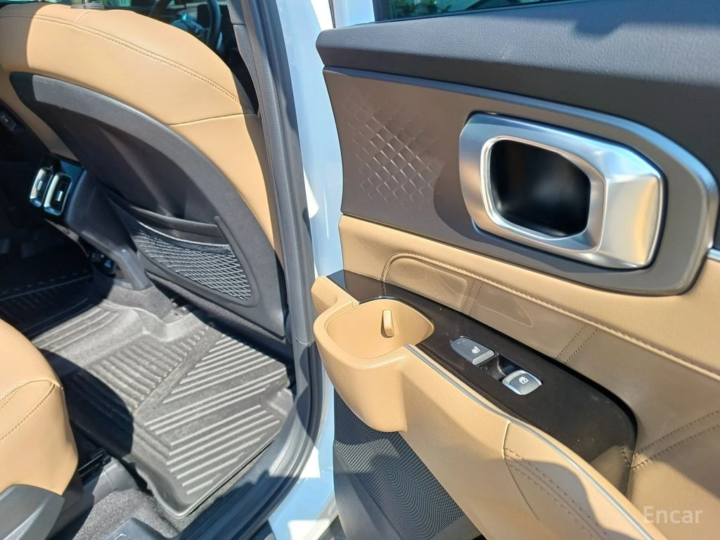 Kia Sorento 1.6* HYBRID* SIGNATURE* ОБДУХВАНЕ* ХЕДЪП* ПАНОРАМА, снимка 13 - Автомобили и джипове - 54736099