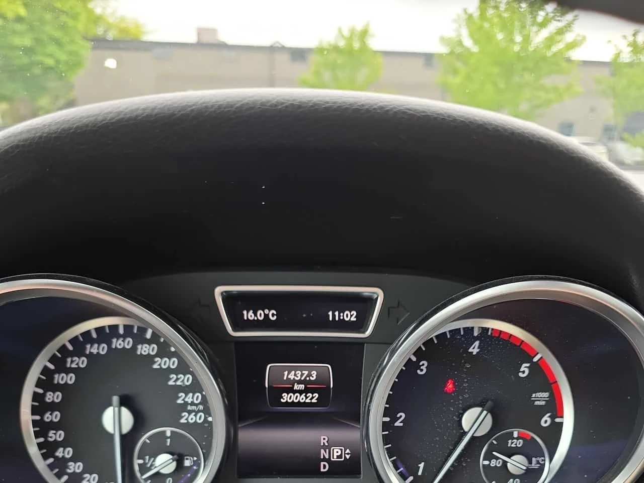 Mercedes-Benz ML 350 * BlueTEC * ПАНО * ПОДГРЕВИ * KEYLESS, снимка 8 - Автомобили и джипове - 55015464