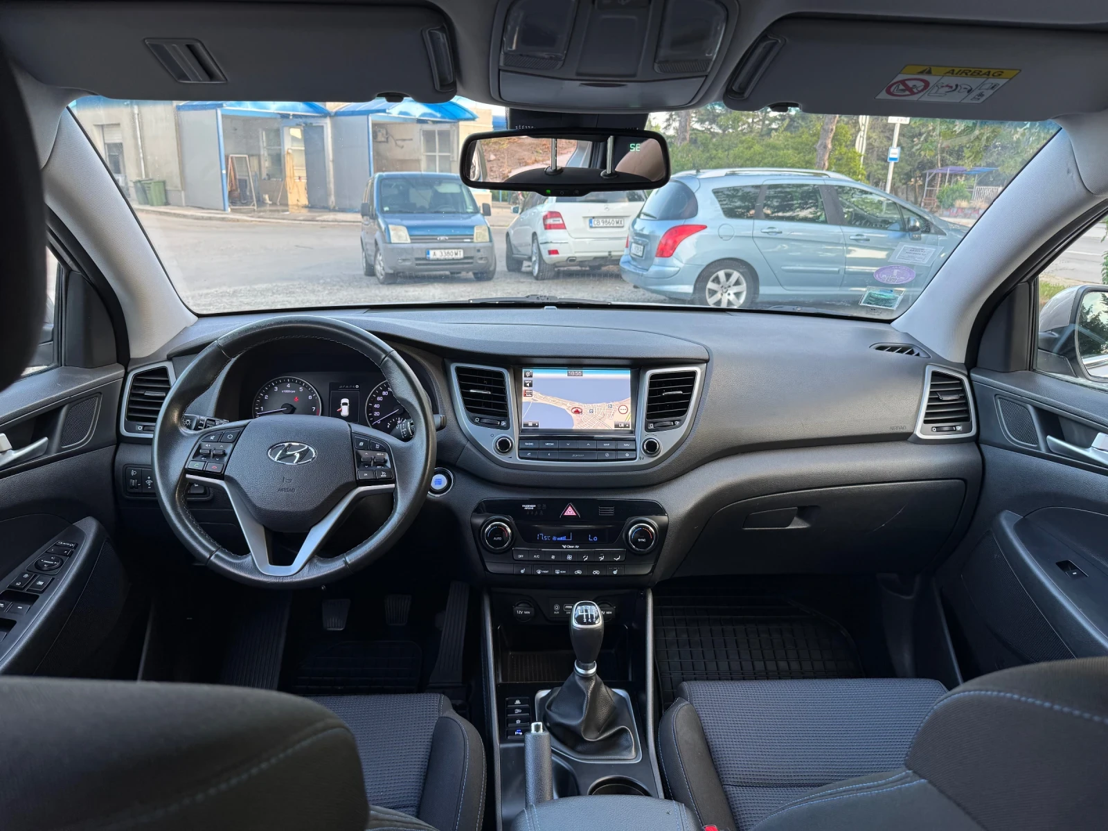 Hyundai Tucson 1.6 DGI, снимка 11 - Автомобили и джипове - 55590813