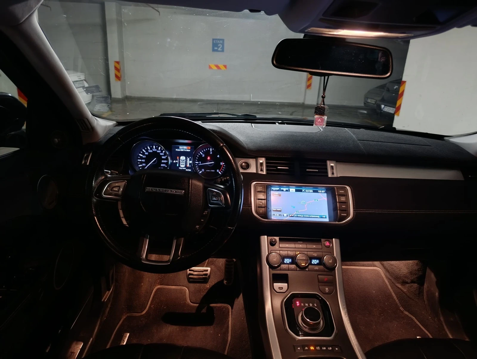 Land Rover Range Rover Evoque, снимка 10 - Автомобили и джипове - 56006916