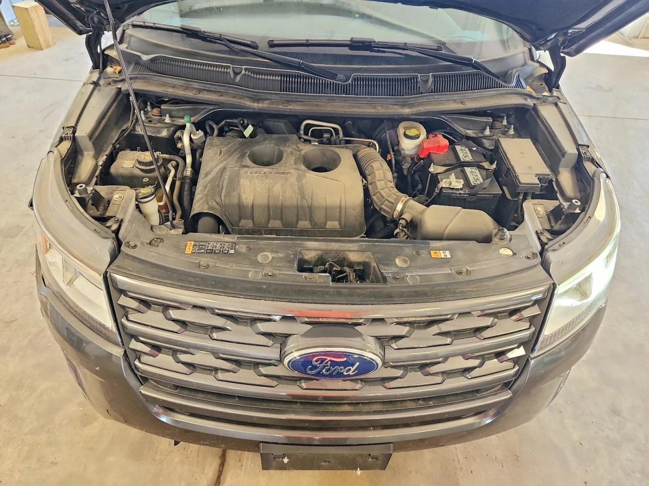 Ford Explorer 2.3l Xlt, снимка 12 - Автомобили и джипове - 56072774