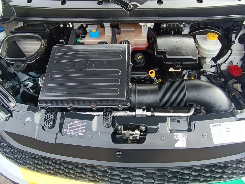 Iveco 35s13 -140 хил.км !!! Нов внос от АВСТРИЯ !!!, снимка 17 - Бусове и автобуси - 53581441