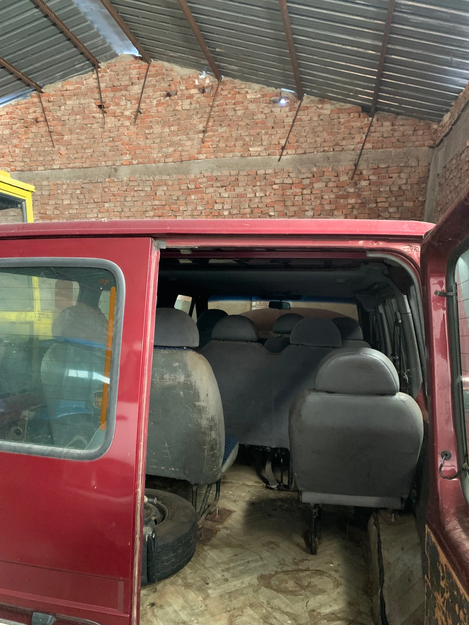 Ford Transit TDI - изображение 9