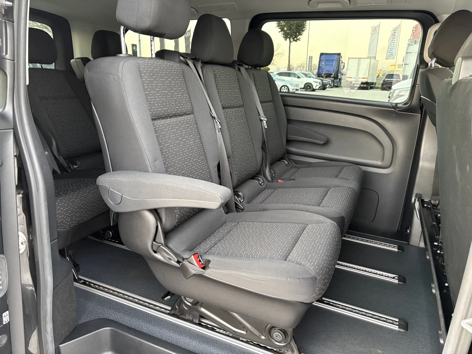 Mercedes-Benz Vito 119 CDI TOURER, снимка 8 - Бусове и автобуси - 53269139