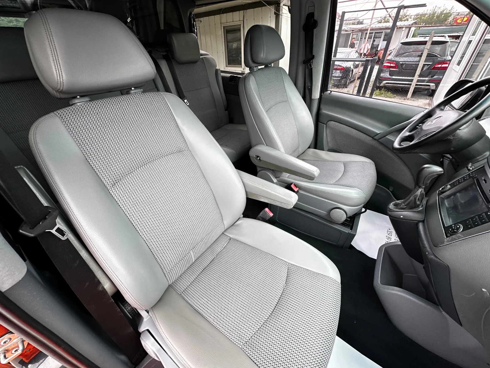 Mercedes-Benz Viano 3.0CDI 204�.�* �������*  | Mobile.bg � ����������� 9