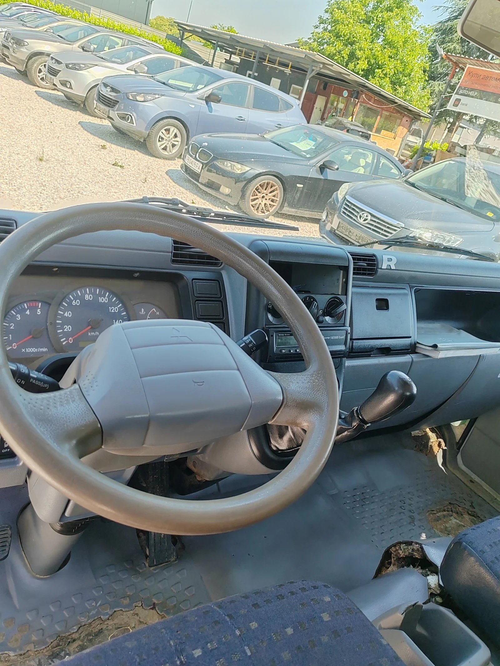 Mitsubishi Fuso Самосвал. Изсипва на 3 страни. , снимка 13 - Камиони - 54868330
