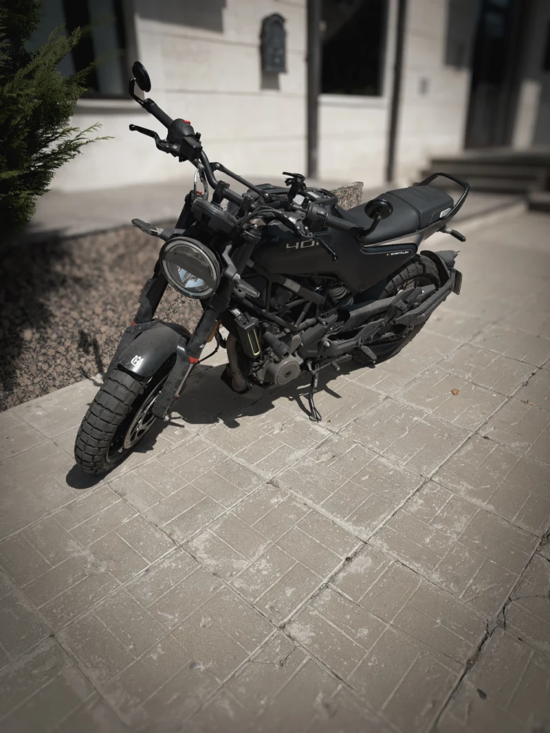 Husqvarna Svartpilen 401, снимка 4 - Мотоциклети и мототехника - 52620699