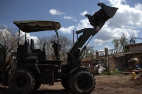 Багер Друга марка Muller B2.5, снимка 6