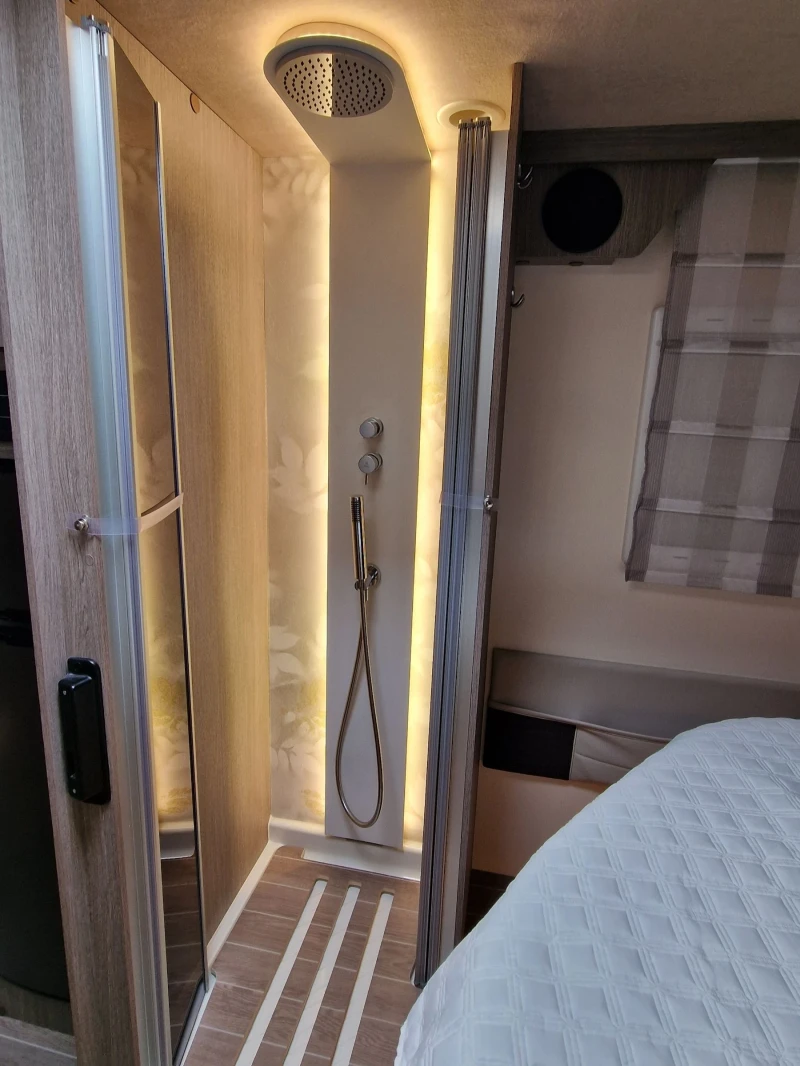 Кемпер ROLLER TEAM Granduca 287 TL, снимка 17 - Каравани и кемпери - 53088175