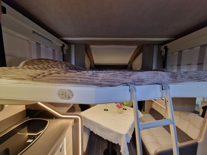 Кемпер ROLLER TEAM Granduca 287 TL, снимка 12 - Каравани и кемпери - 53088175