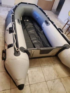 Надуваема лодка Delphin, снимка 3