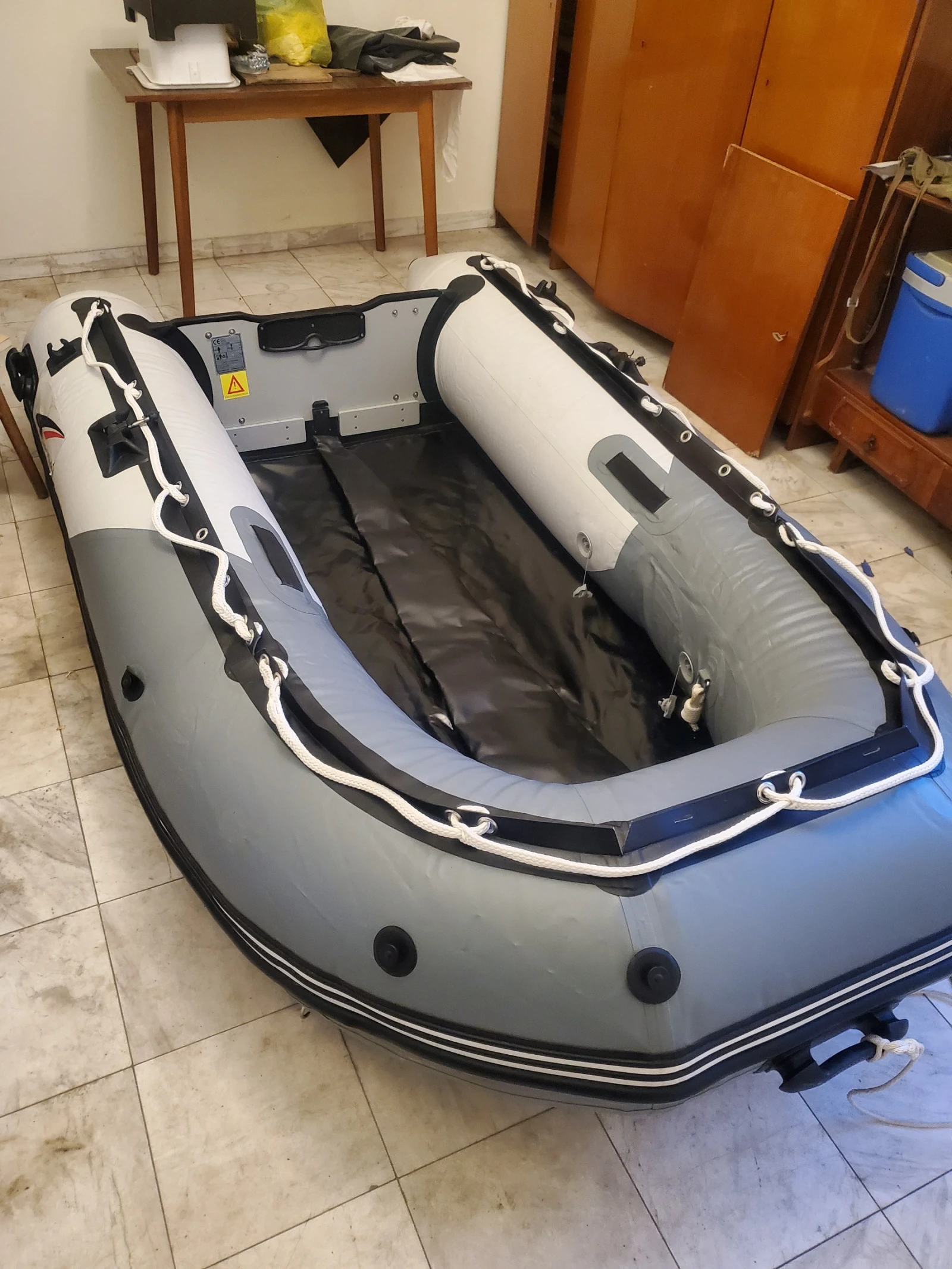 Надуваема лодка Delphin undefined | Auto.bg — изображение 1