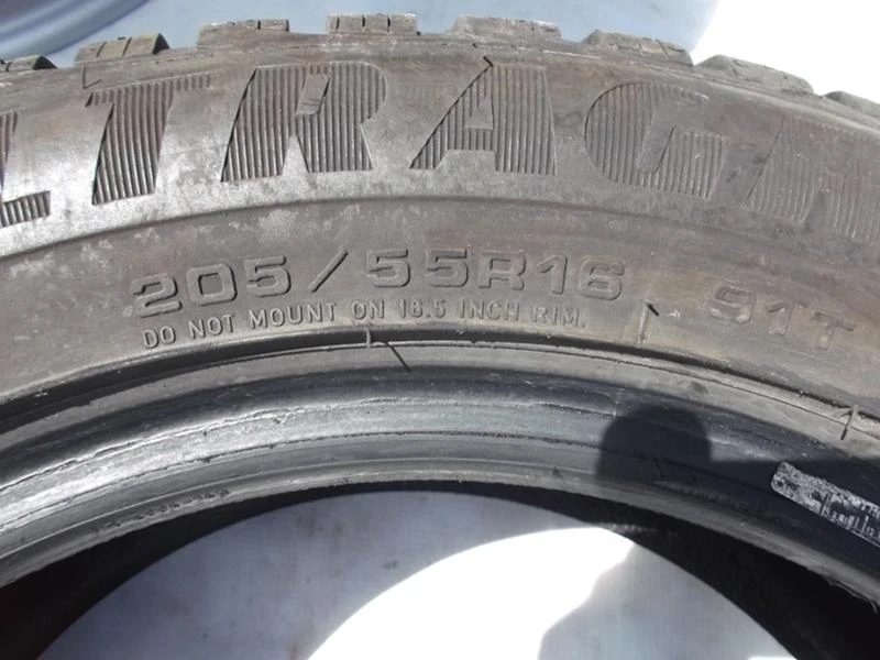 Гуми Зимни 205/55R16, снимка 9 - Гуми и джанти - 14903277