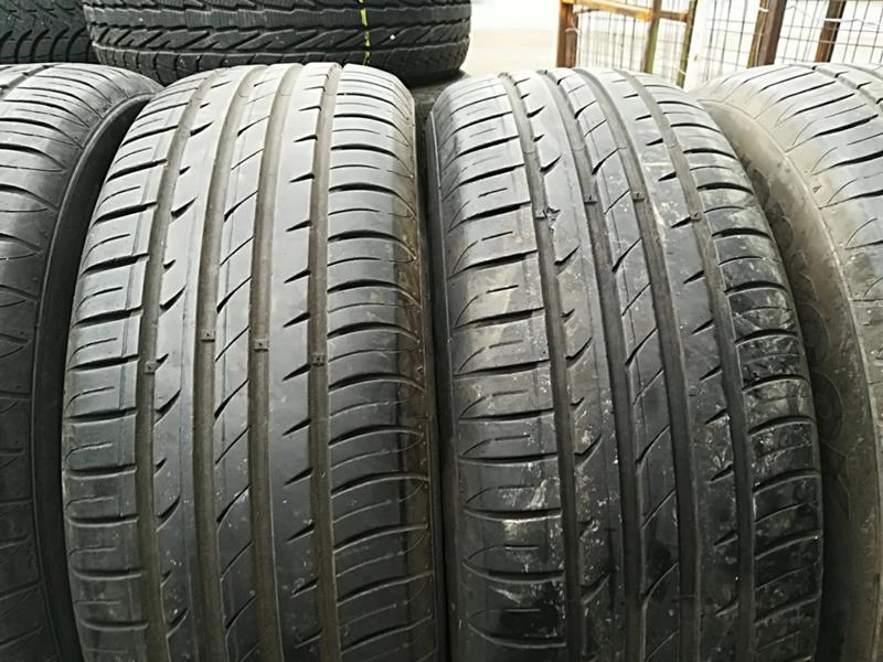 Гуми Летни 235/65R17, снимка 3 - Гуми и джанти - 23684625