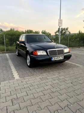 Mercedes-Benz C 200, снимка 3