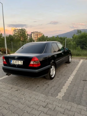 Mercedes-Benz C 200, снимка 6