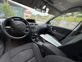 Renault Laguna Седан, снимка 8