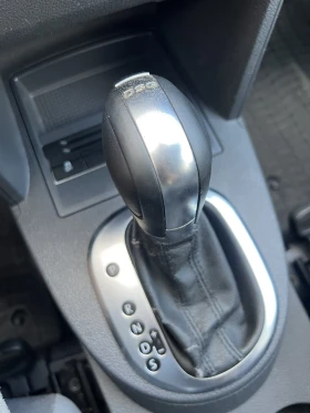 VW Touran 1.6TDI* FACE* AUTOMAT* 6 месеца гаранция* * * * , снимка 12