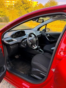 Peugeot 208, снимка 11