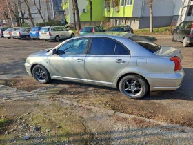 Toyota Avensis 1, 6, снимка 1