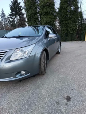 Toyota Avensis РЕАЛНИ 75323 КМ, снимка 12