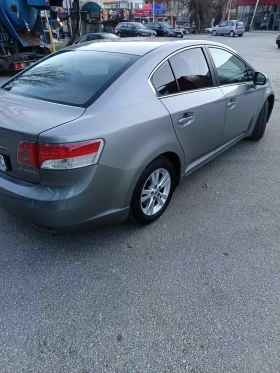 Toyota Avensis РЕАЛНИ 75323 КМ, снимка 4