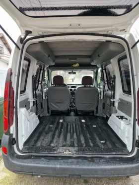 Renault Kangoo 1.9 dci 4x4, снимка 16 - Автомобили и джипове - 53446768