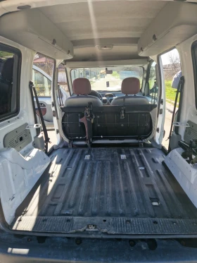 Renault Kangoo 1.9 dci 4x4, снимка 15 - Автомобили и джипове - 53446768