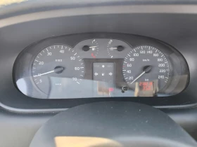 Renault Megane - 2000 € / 3911.66 лв. - 82042356 8