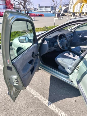 Renault Megane - 2000 € / 3911.66 лв. - 82042356 10