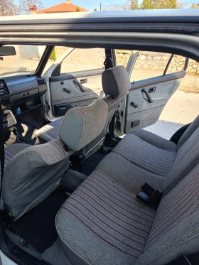 VW Golf - 7000 € / 13690.81 лв. - 93164340 8