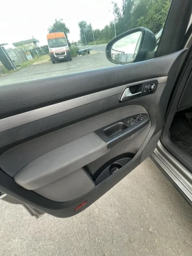 VW Touran 1.6TDI* FACE* AUTOMAT* 6 ������ ��������* * * *  | Mobile.bg � ����� ������ 13