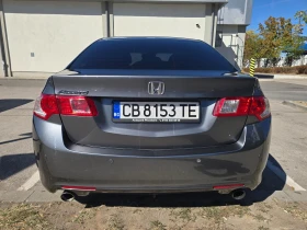 ������ Honda Accord
