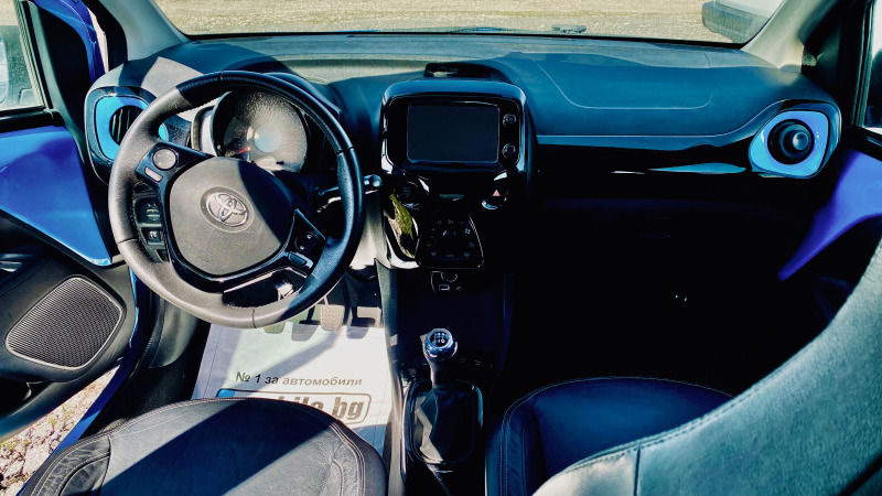 Toyota Aygo 1.0i, снимка 7 - Автомобили и джипове - 44597013