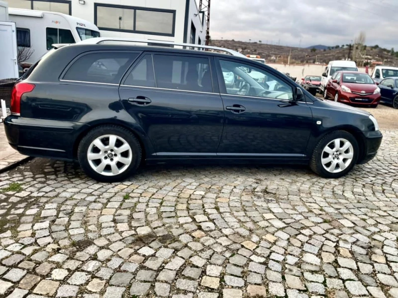 Toyota Avensis 1.8  VVT-i , снимка 6 - Автомобили и джипове - 48211715