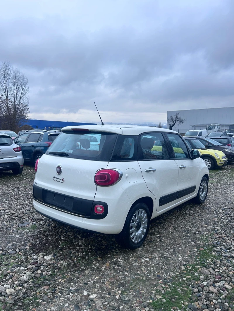 Fiat 500L 1.3 Euro 5 Много Запазена , снимка 4 - Автомобили и джипове - 48454618