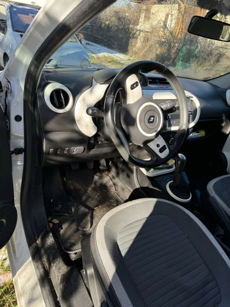 Renault Twingo, снимка 3 - Автомобили и джипове - 48732509