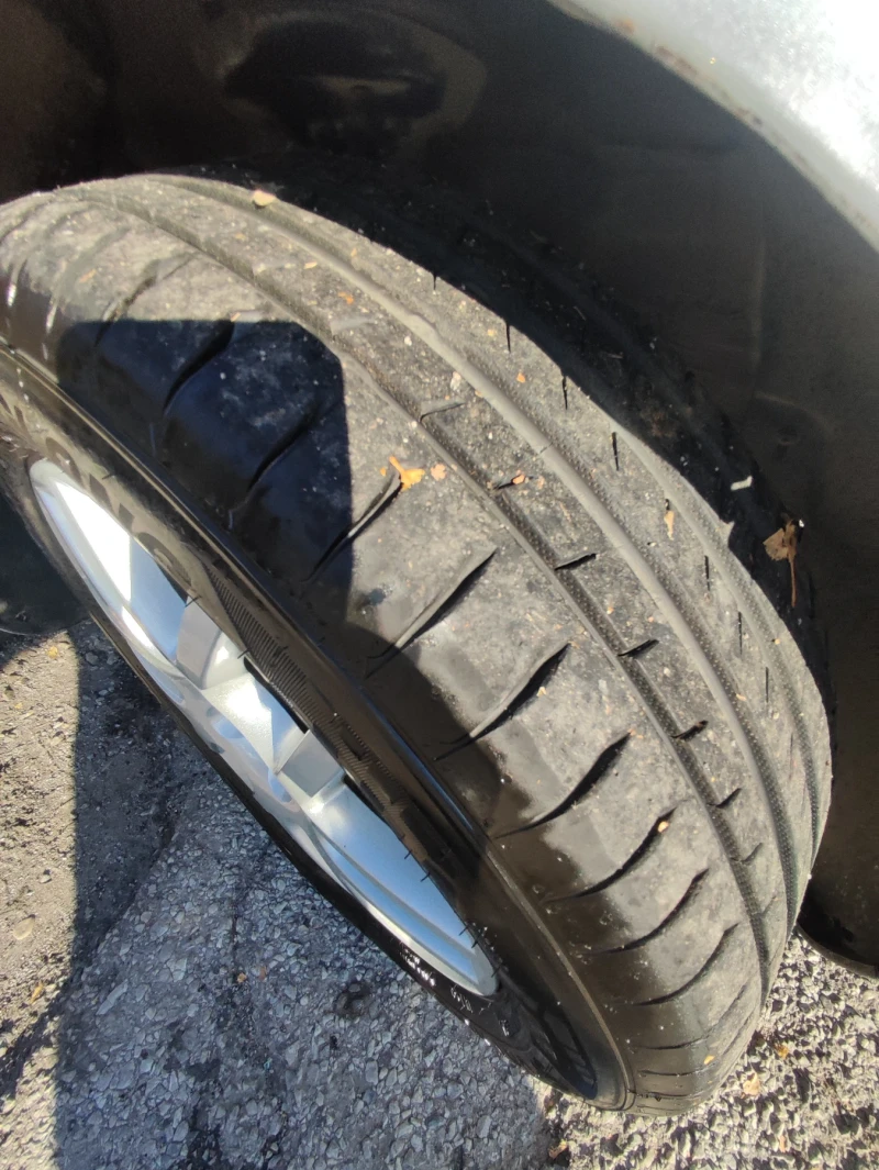 VW Golf, снимка 9 - Автомобили и джипове - 52265379