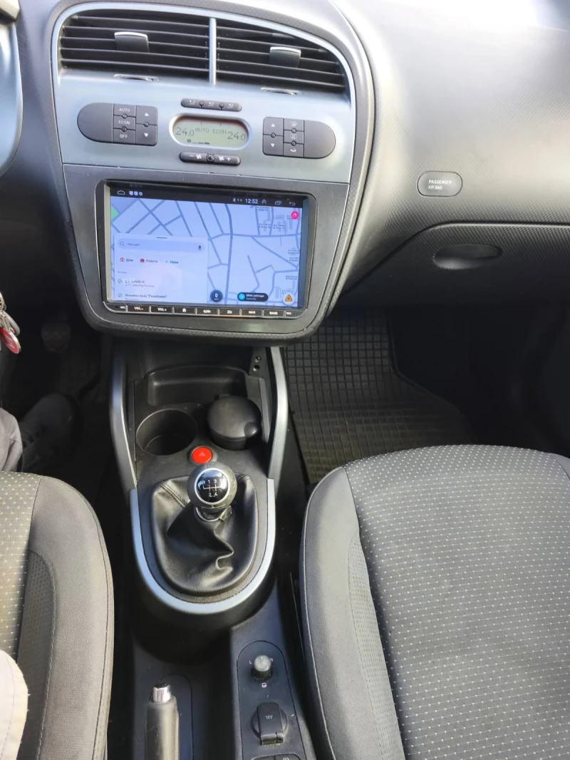 Seat Altea 1.9, снимка 8 - Автомобили и джипове - 52278574