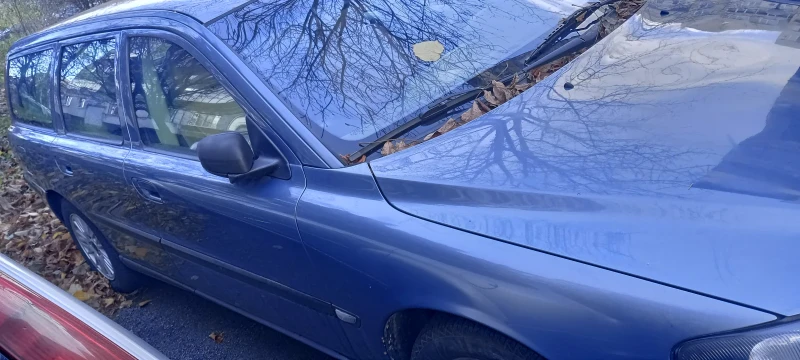 Volvo V70 2.4D5, снимка 3 - Автомобили и джипове - 52516378