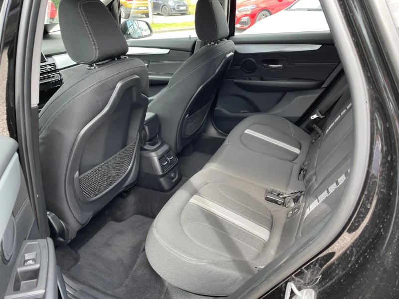 BMW 2 Active Tourer, снимка 14 - Автомобили и джипове - 52538470