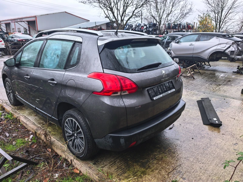 Peugeot 2008 1.2i, снимка 4 - Автомобили и джипове - 52632066