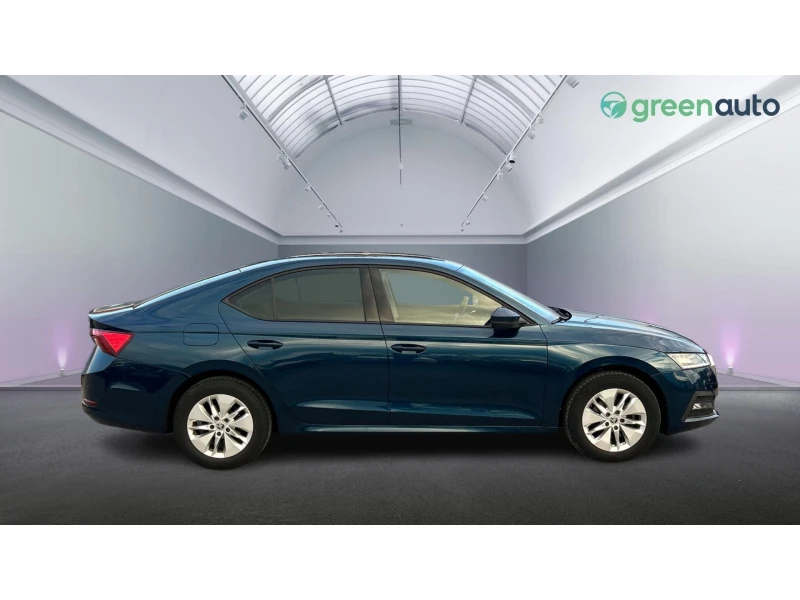 Skoda Octavia 2.0 TDi M/T, Месечна вноска от 499 лв., снимка 6 - Автомобили и джипове - 52664050