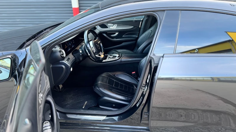 Mercedes-Benz CLS 350 4 MATIC, снимка 16 - Автомобили и джипове - 53375257