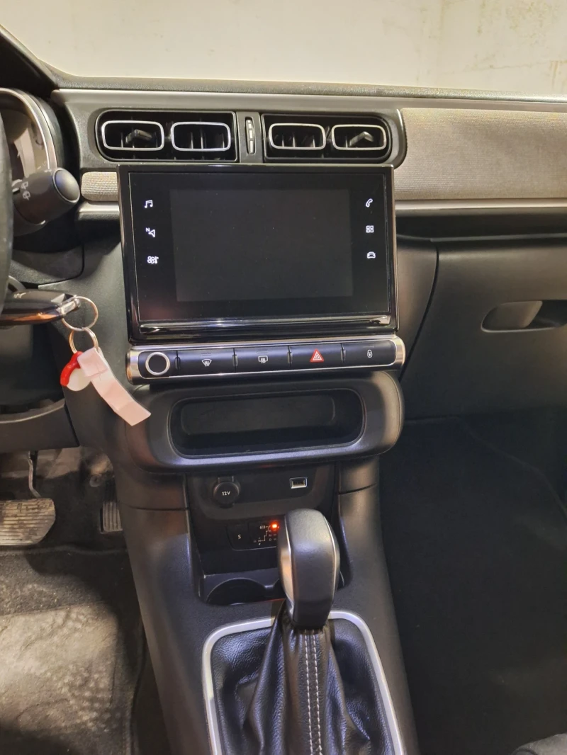 Citroen C3 1.2cc 16V АВТОМАТИК 43000КМ, снимка 10 - Автомобили и джипове - 53583188