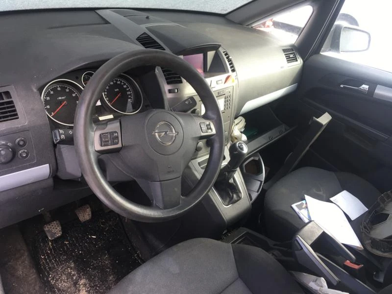 Opel Zafira 2.2, снимка 6 - Автомобили и джипове - 27561520