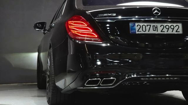 Mercedes-Benz S 500 L* 6.3 AMG FACELIFT OPTIC* , снимка 5 - Автомобили и джипове - 55100551